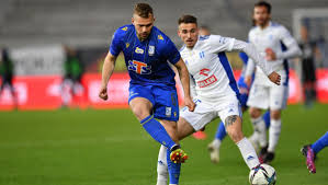 Przy okazji wbił dużą szpilę legii warszawa . B2go8lru8lbmkm