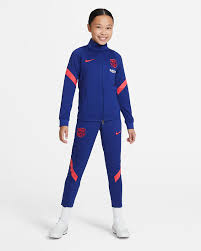 Its fans (culers) are spread worldwide. F C Barcelona Strike Older Kids Football Tracksuit Nike Ae