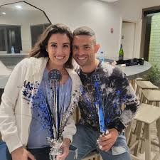 I would like to thanks all people having a thought for my 33rd birthday, it  was nice to recieve so many text and call, I'm still answering to  everyone...just give me a