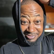 Alonzo Becton's Instagram, Twitter & Facebook