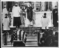 1963 View Of The Cardinal Conducting John F Kennedys Funeral Press Photo Jfk Funeral Press Photo Jfk