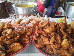 Gerai makan yang terletak di dalam ladang nipah ini menjadi tarikan unik pengunjung dalam dan luar negeri perlis. 7 Makanan Anda Patut Cuba Jika Singgah Ke Perlis