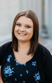 Cindy Reddick's Instagram, Twitter & Facebook