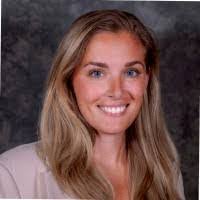 Danielle Toms's Instagram, Twitter & Facebook