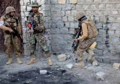Pakistan security forces kill seven Fitna al-Khawarij in Balochistan
