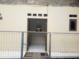 Di kontrakan rumah petakan,bangunan baru belom ada setahun.tapi sudah pernah di isi,kamar mandi di dalam.dekat dengan kampus unindra,sekolah. Kontrakan Rumah Petak Petak Di Jakarta Jualrumahjakarta Com