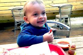 10 Queens Restaurants With Backyards For Kid Friendly Outdoor Dining Backyard For Kids Kid Friendly Restaurants Outdoor Dining