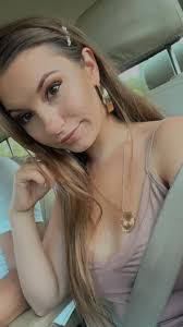 Jedziemy na koncert Sanah i myślimy nad pomysłami na kawalerski ✨ Macie  jakieś doświadczenia z tym? Może macie jakieś fajne historie lub pro tipy  na kawalerski 🥺