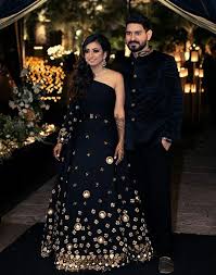 Pin By Nazifa Tanee On Bridal Costume Indian Wedding Gowns Indian Cocktail Dress Cocktail Dress Outfit