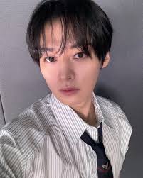 LEE KNOW is a member of Hope Bridge Honors Club "When disasters struck and  our neighbors were in their most difficult times, we introduce the members  of the Honors Club who stood