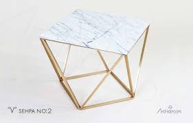 Mermer Sehpa No 2 Pirinc Ayaklari Ile Sadece Archidecors Da Mobilya Carrara Mobilya Tasarimi