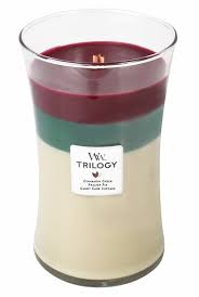 Christmas Classic Woodwick Trilogy Candle 22 Oz
