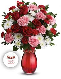 Sending flowers to a friend on valentine's day. This Flower Bouquet S Not Just Lovely To Send Its Sparkly Trinket Means More Than A Friend Valentines Flowers Flower Delivery Fresh Flower Delivery