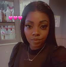 In honor of mothers around the world, Birth Becomes Her compiled these  authentic and powerful moments of women meeting their babies for the very  first time. No matter where you give birth