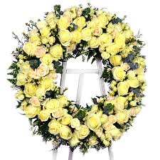 Plants for underneath and around the knock out include alyssum (lobularia maritima), which forms small mounds of delicate white flowers all summer in all usda zones. Standing Yellow Rose Wreath