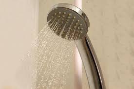 Pemanas air untuk mandi atau sebutan lainnya water heater adalah alat elektronik yang sudah modern. Kelebihan Pemanas Air Tenaga Surya Untuk Shower Kamar Mandi Intisolar Surabaya