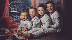 Wayne Rooney S Sons Pose For Cute Christmas Card Photos To Herald Holiday Season