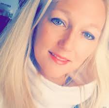 Dad With Alzheimers Runs To Meet Garbage Man Harold. -InspireMore