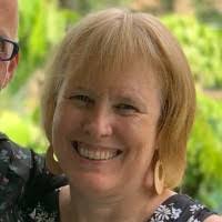 Daniela Malone's Instagram, Twitter & Facebook