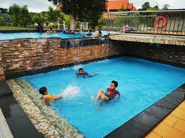 Discover best resorts in mersing, malaysia. Resort Kolam Renang Dekat Dengan Pantai Dengan Suasana Damai Punca Orang Ramai Pilih Untuk Bercuti Bersama Keluarga Di Sini Port Cuti