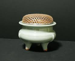 二代真清水蔵六 青磁 香炉 火屋 四代秦蔵六 共箱 骨董品 茶道具等の買取 販売の古美術やかた 京都 香炉 茶道具 青磁