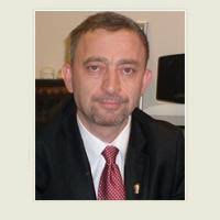 Ümit kocasakal, 11 mayıs 1966 tarihinde köln'de dünyaya gelmiştir. Umit Kocasakal Kimdir Biyografi Net Tr