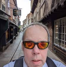 I was in Glastonbury a couple weeks ago and picked up this beautiful  painting