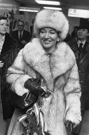 Maria callas (echte naam kalogeropoulos) werd in 1923 geboren in new york. Maria Callas