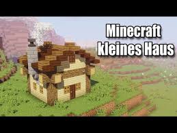 Minecraft tutorialm in diesem minecraft tutorial zeige ich dir, wie man ein kleines und echt süßes haus in minecraft baut. Minecraft Dorf Bauen Minecraft Haus Bauen Minecraft Kleines Haus Bauen
