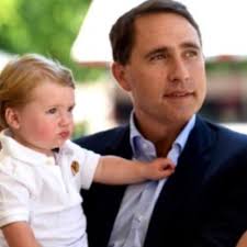 Michael Hore (@mickhore)