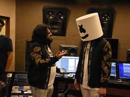 With a name to match the object that hides his face, the immensely popular dj known as marshmello (who began his career in 2015) has risen to fame faster than many artists. When Bollywood Composer Pritam And International Dj Marshmello Met For A Surprise Jam Hindi Movie News Times Of India