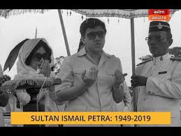 Download lagu sultan ismail petra mp3 dapat kamu download secara gratis di metrolagu. Sultan Ismail Petra Ibni Almarhum Sultan Yahya Petra Mangkat Youtube