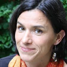 Jessica Linker's Instagram, Twitter & Facebook