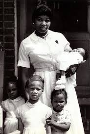Malcolm x had six children with his wife betty shabazz, all of them daughters. Malikah Shabazz Visionthought S Blog