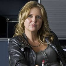 Ku është sot Angela e “Amico Mio”, doktoresha melankolike që u rrëmbeu  zemrat shqiptarëve