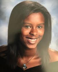 Amy Loren's Instagram, Twitter & Facebook