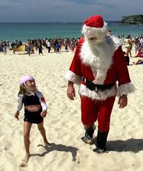 Santa On Beach In New Zealand It S Summer Down Under Christmas Time And New Year Nieuw Zeeland