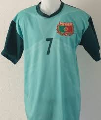 Somos líderes em inovação e no desenvolvimento das telecomunicações, sistemas e tecnologias de informação. Nederlands Elftal F De Jong Thuis Voetbalshirt Tenue