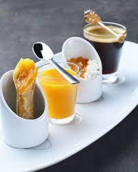 Pancake facile et rapide au thermomix , un vrai délice pour le goûter, pour accompagner votre tasse du café ou thé , je vous propose ici comment le. Le Cafe Gourmand Des Toques Du Fruit Les Toques Du Fruit Recette Cafe Gourmand Recettes De Cuisine Gourmands