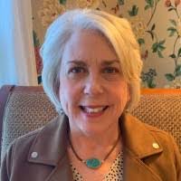 Denise Glennon's Instagram, Twitter & Facebook