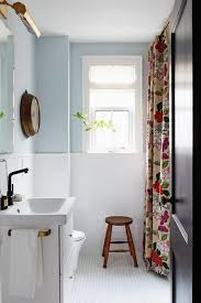 So, you want to update an outdated bathroom, but you are not quite sure how to accomplish that goal? Updating A Bathroom House Home