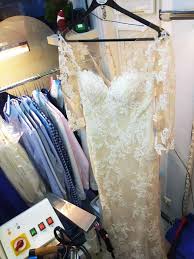 Bei brautkleid verkaufen haben sie 10x mehr chancen für ihr gebrauchte brautkleid zu verkaufen, und sie werden es verkaufen 30x schneller! Textilreinigung Oliver Lerch Brautkleidreinigung Vom Profi In Berlin