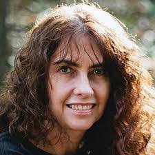 Angela Scarpa's Instagram, Twitter & Facebook