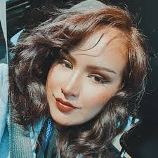 Courtney Madden's Instagram, Twitter & Facebook