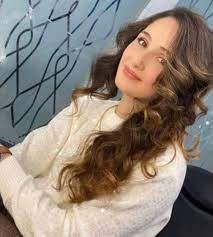 pin by white rose on songul stylish girl images turkish fashion turkish actors