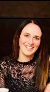 Elaine Pollock's Instagram, Twitter & Facebook