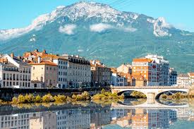 A Perfect Day In Grenoble In 2020 Places To Go France Travel Grenoble