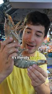 One of the BIGGEST tiger prawns I've ever seen!! 🇹🇭 , 📍 Pattaya,  Thailand