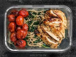 Meal prep garlic chicken and veggie pasta. Garlic Parmesan Kale Pasta Meal Prep Budget Bytes