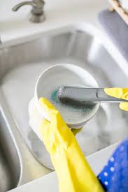 tips for washing a lot of dishes fast